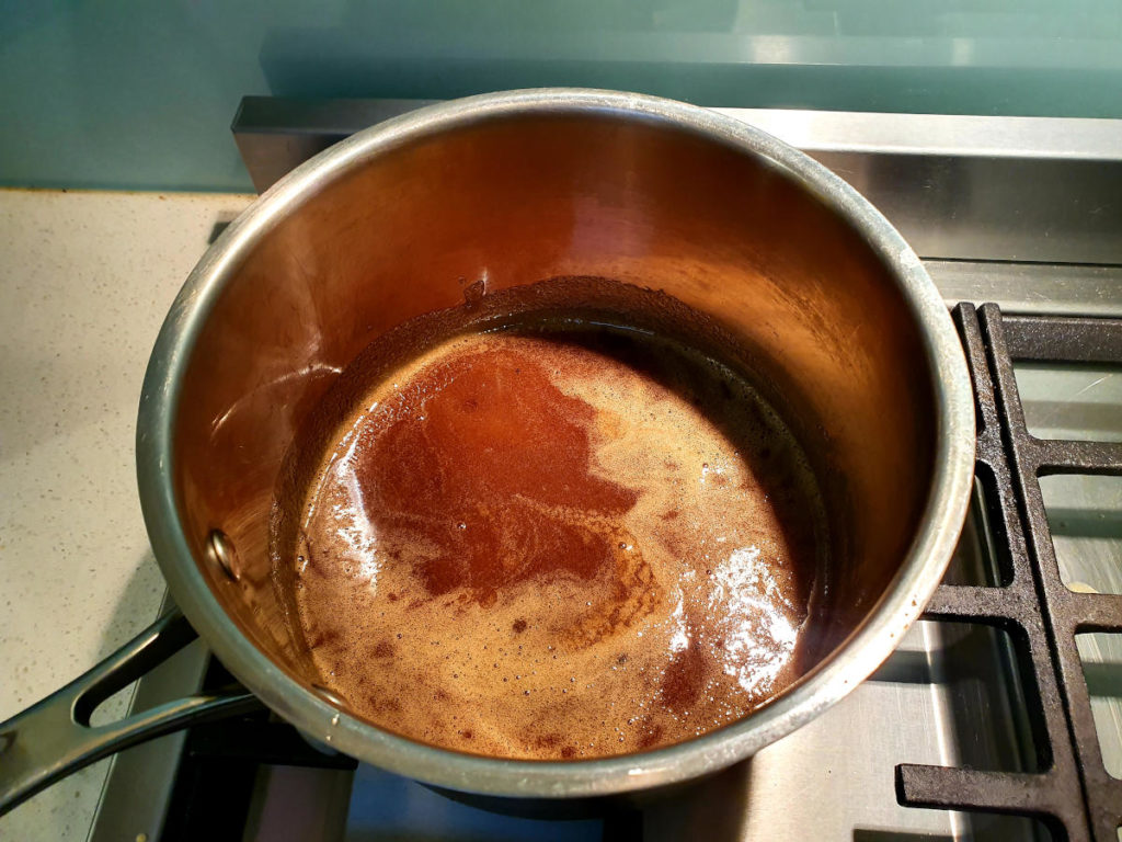 Hokey Pokey Ice cream 15 honey caramel process 3