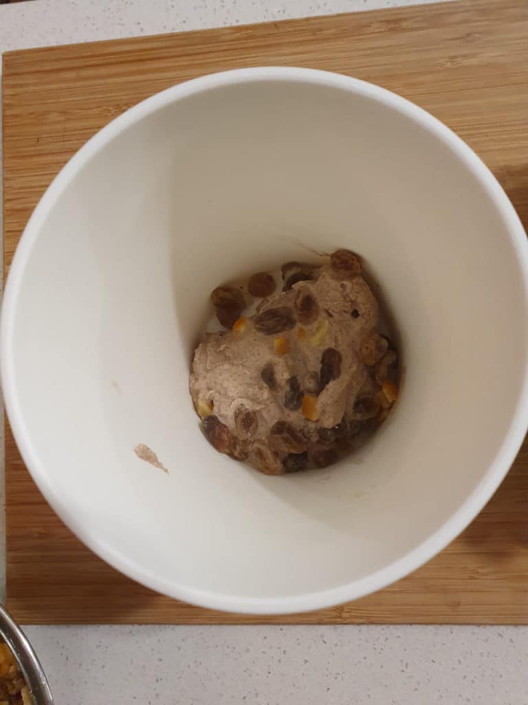 Hot cross bun ice cream 20 Adding fruit to ice cream
