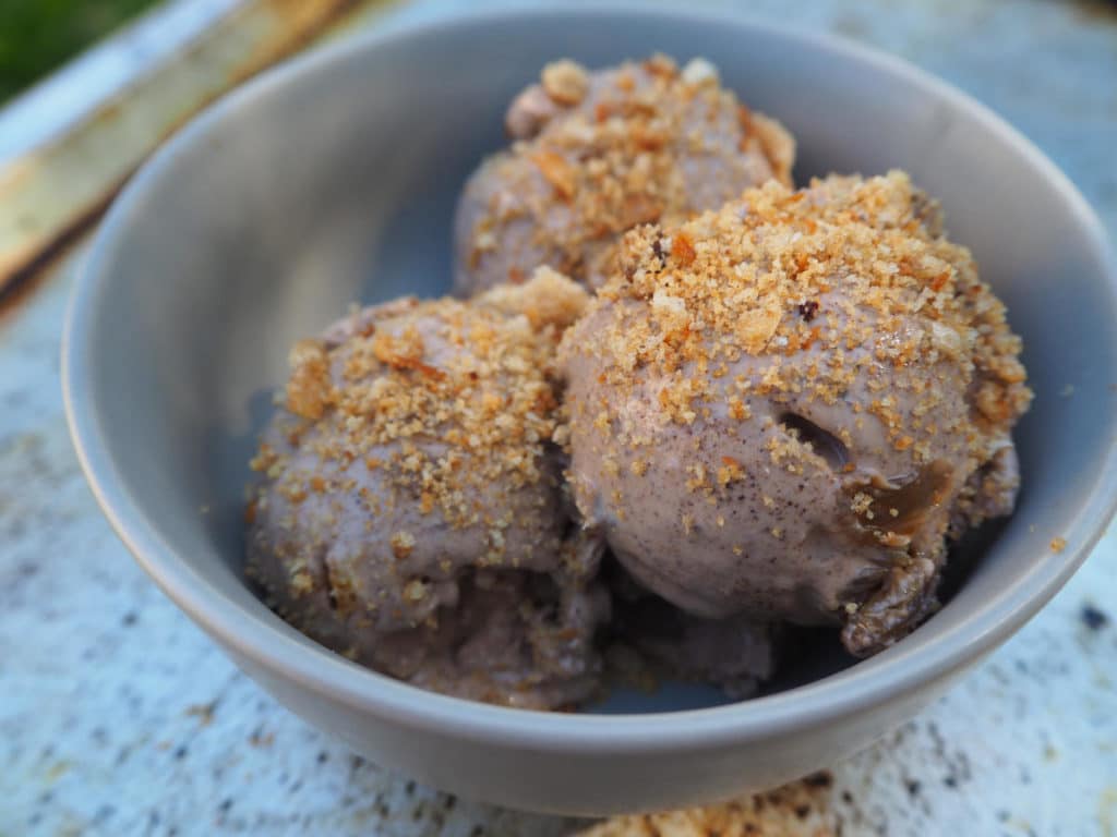 Hot cross bun ice cream 24