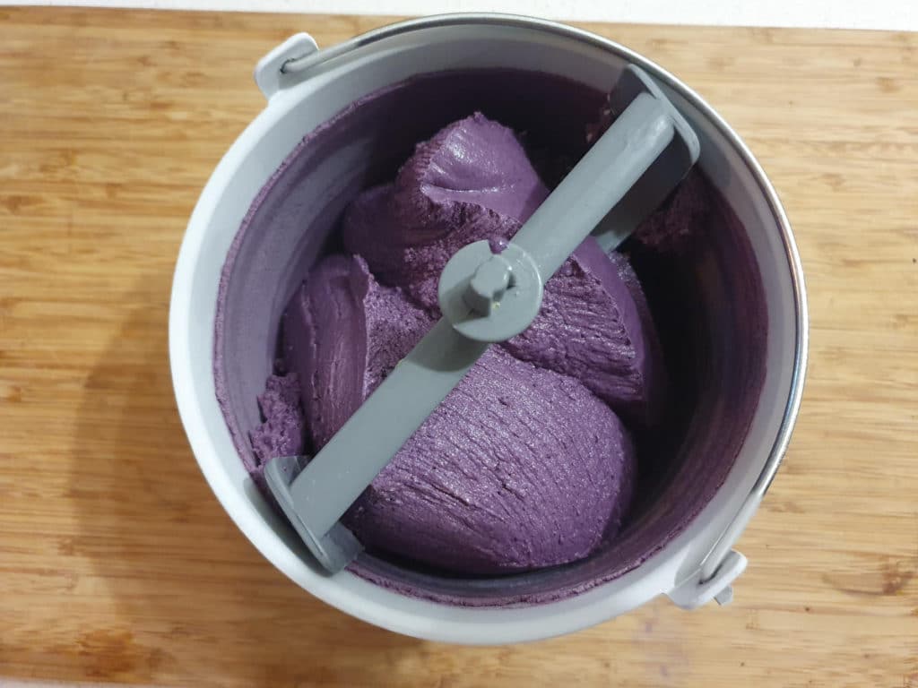 Churned blueberry cashew