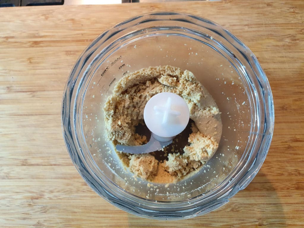 Blueberry cashew ice cream 9 Roast cashews starting to form paste