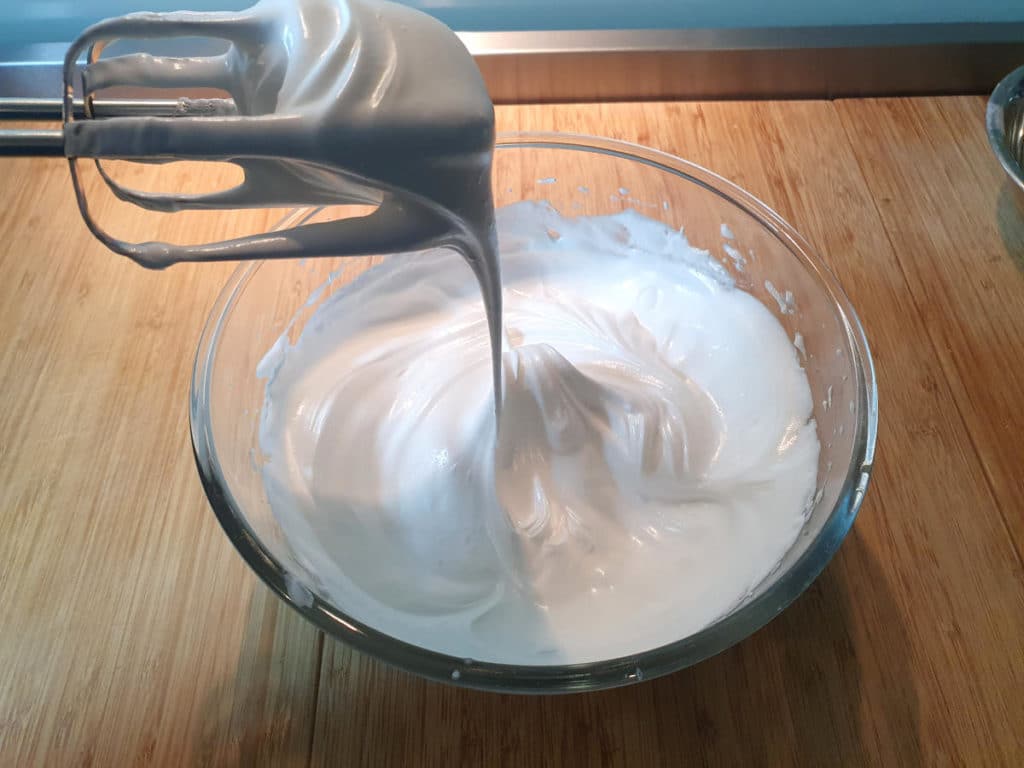 Ready to pipe meringue mix