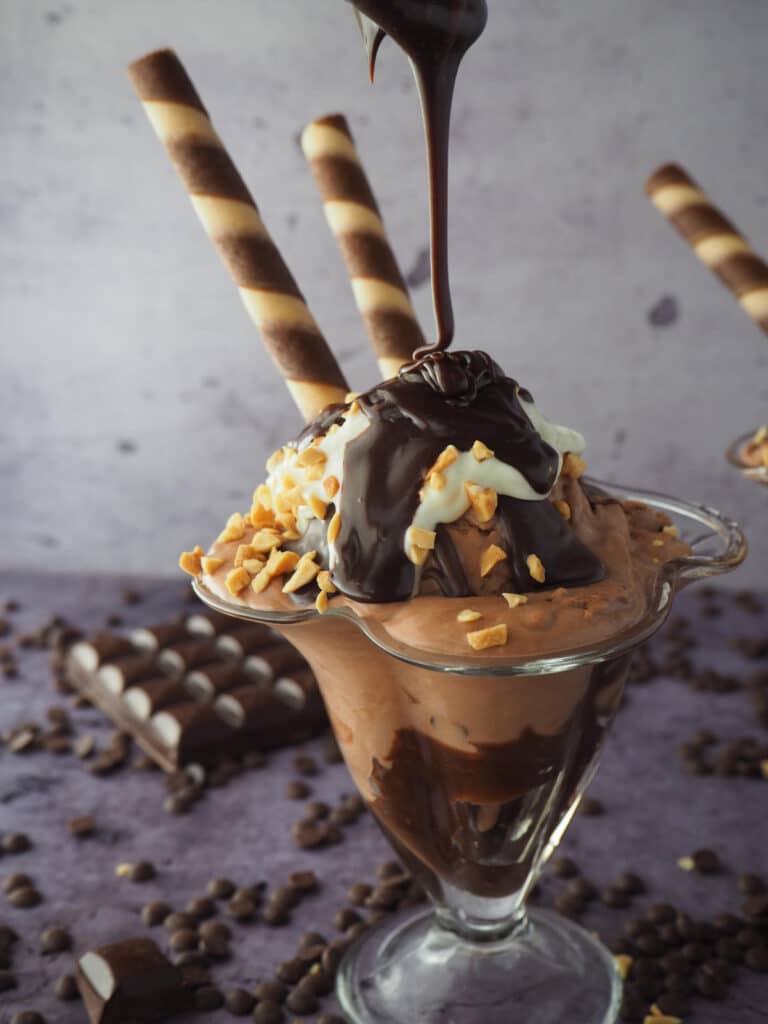 Chocolate sundae 15