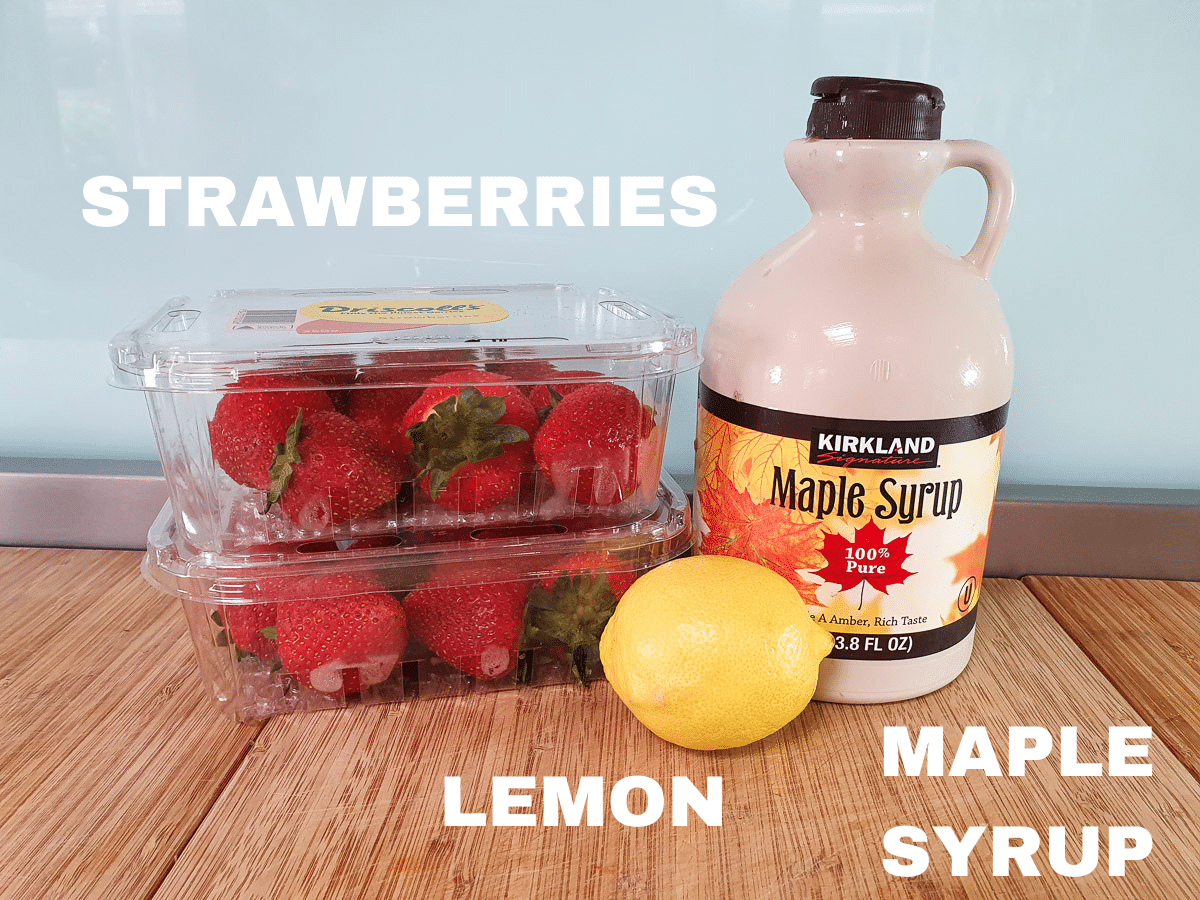 Strawberry popsicles 3 Strawberry popsicles ingredients, fresh strawberries, fresh lemon, maple syrup.