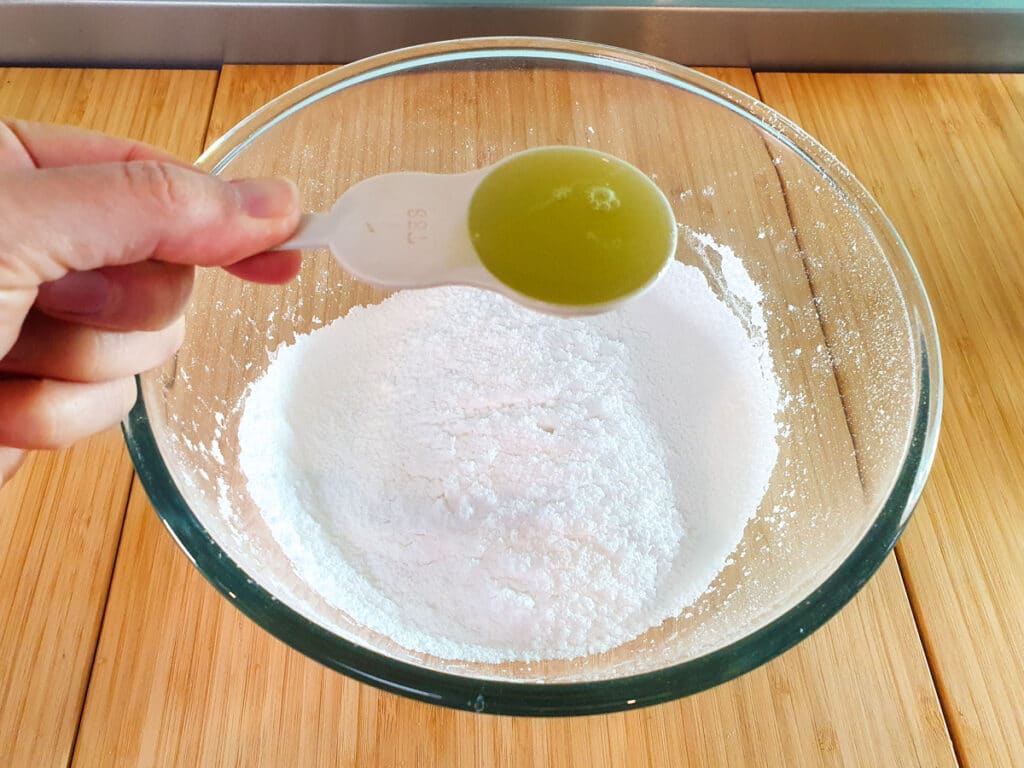 Feijoa cake 16 Adding lime juice.