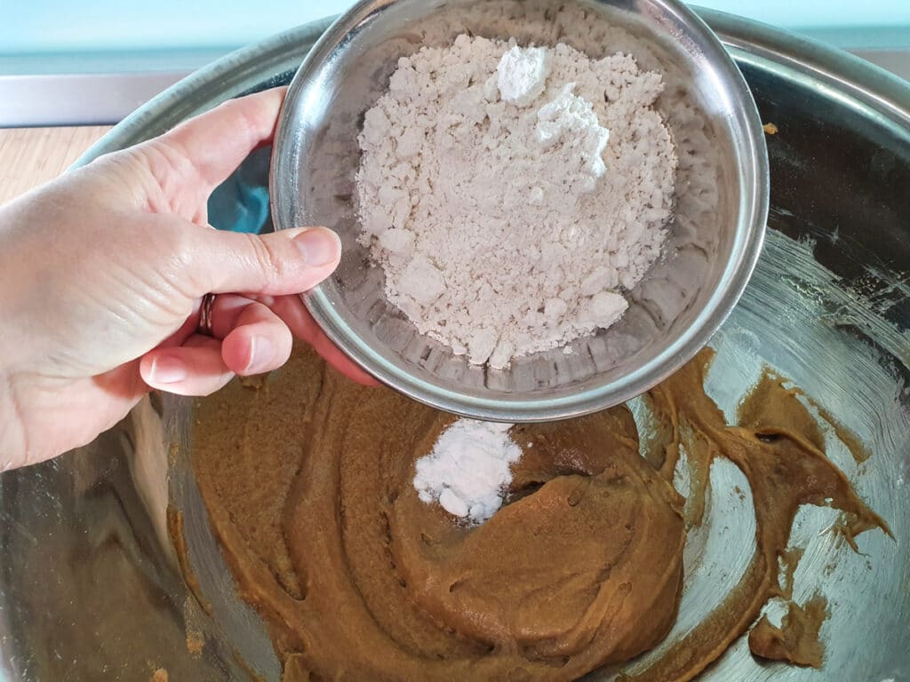 Gluten Free Gingerbread 9 Adding flour, bicarb and xanthan gum.