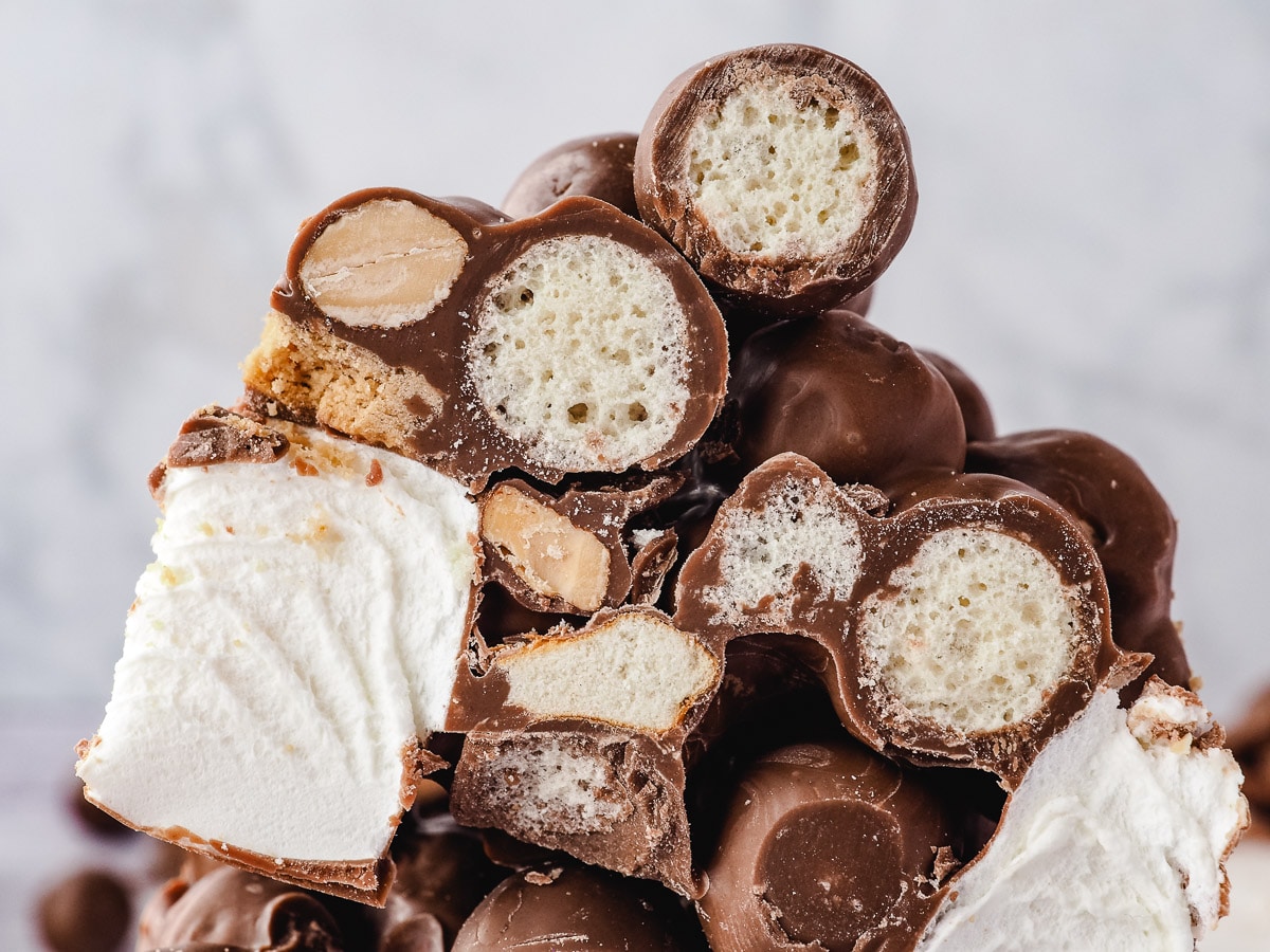 Maltesers Rocky Road 2 Close up of rocky road.