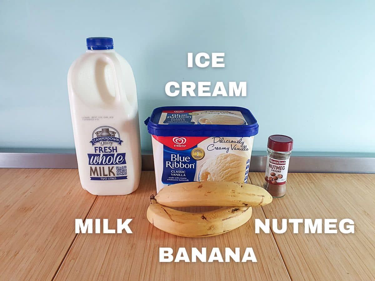 Ingredients: milk, vanilla ice cream, fresh banana, ground nutmeg.