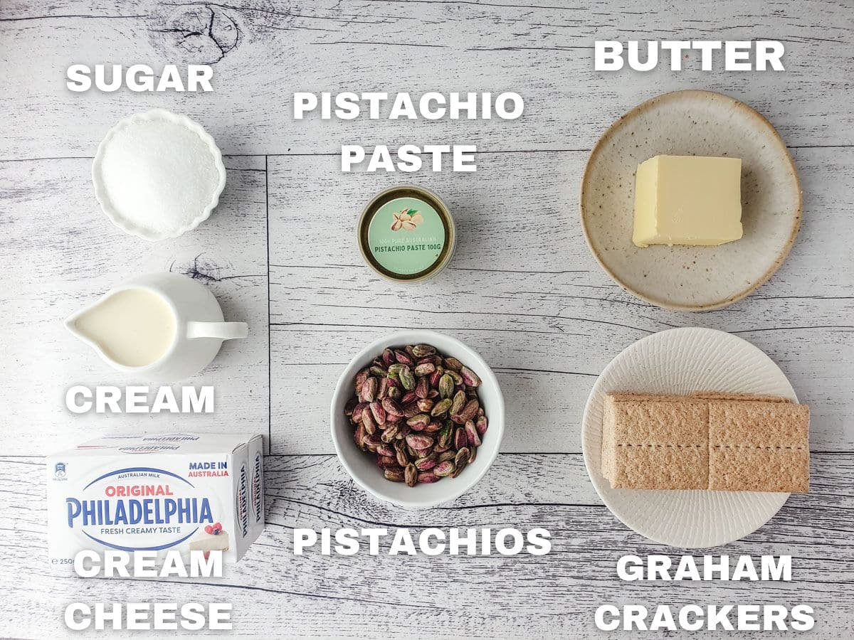 Ingredients: pistachio paste, pistachios, sugar, cream, cream cheese, butter, Graham Crackers.